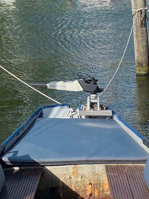 Grachtenboot Tukkervlet, Watersport en Boten, Sloepen, Gebruikt, Tot 10 pk, 3 tot 6 meter, Binnenboordmotor, Elektrisch, Staal
