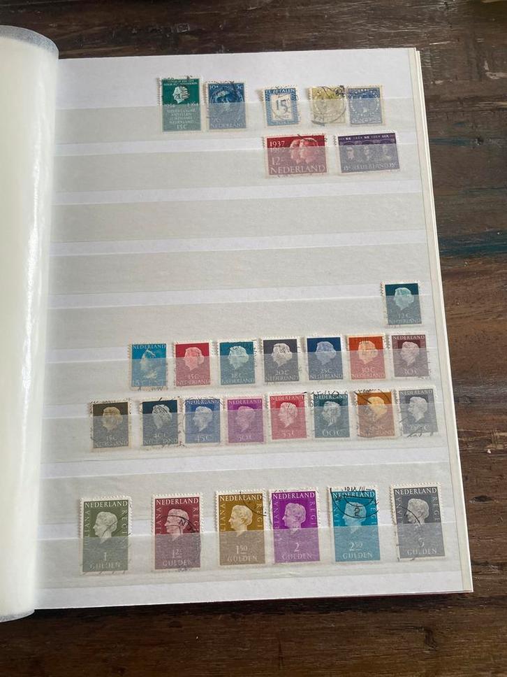 Album met diverse gestempelde zegels, Postzegels en Munten, Postzegels | Nederland, Gestempeld, Na 1940, Ophalen of Verzenden