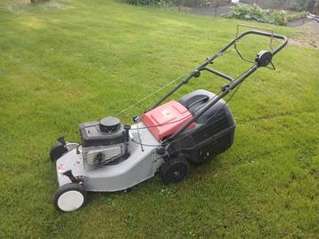 Sandri garden grasmaaier met aandrijving  beschikbaar voor biedingen