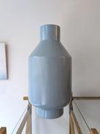 Mooie, grote blauwe vaas, Overige kleuren, Aardewerk of Porselein, Ophalen of Verzenden, Zo goed als nieuw