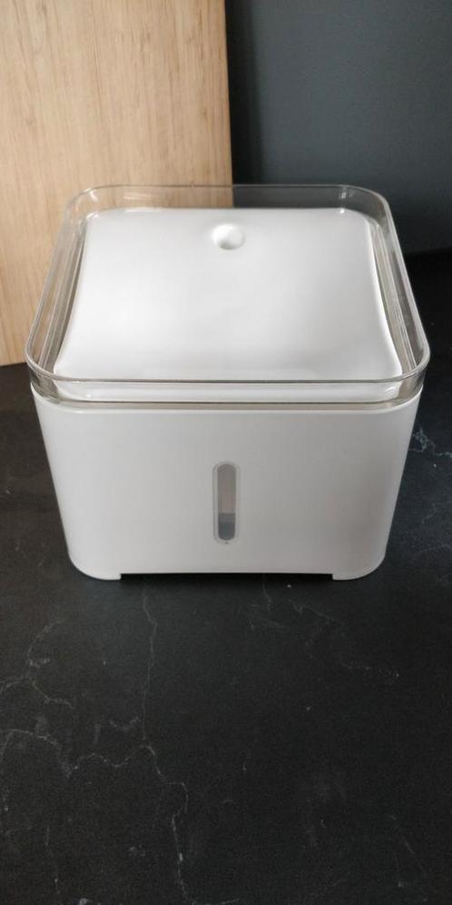 Nieuw: kattendrinkfontein met LED licht, Dieren en Toebehoren, Kattenvoerbakken en Drinkbakken, Nieuw, Automatisch, Ophalen