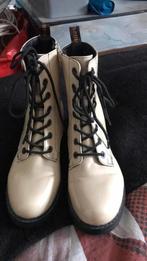 Supercracks veterboot 41 beige, Ophalen of Verzenden, Zo goed als nieuw, Beige, Sneakers of Gympen