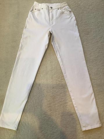 Mooie wit spijkerbroek jeans van RosnerJeans strech 38.