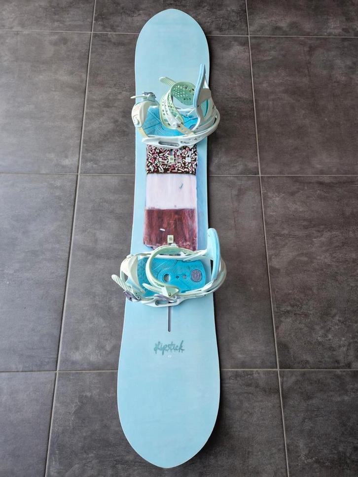 Burton Lipstick 149cm met Lexa est binding maat medium, Sport en Fitness, Snowboarden, Zo goed als nieuw, Board, Ophalen
