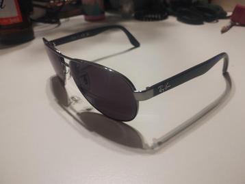 Ray-Ban Zonnebril - Stijlvol en Tijdloos! beschikbaar voor biedingen