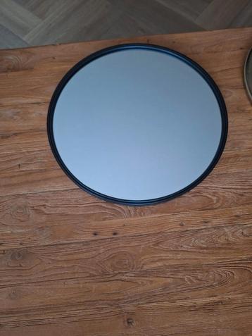 Spiegel NIEUW 40 cm zwart vaste prijs 10,- eur  beschikbaar voor biedingen