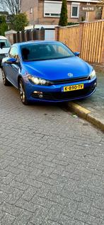 Volkswagen Scirocco 1.4 TSI 118KW DSG 2010 Blauw, Auto's, 65 €/maand, Zwart, Particulier, 1260 kg