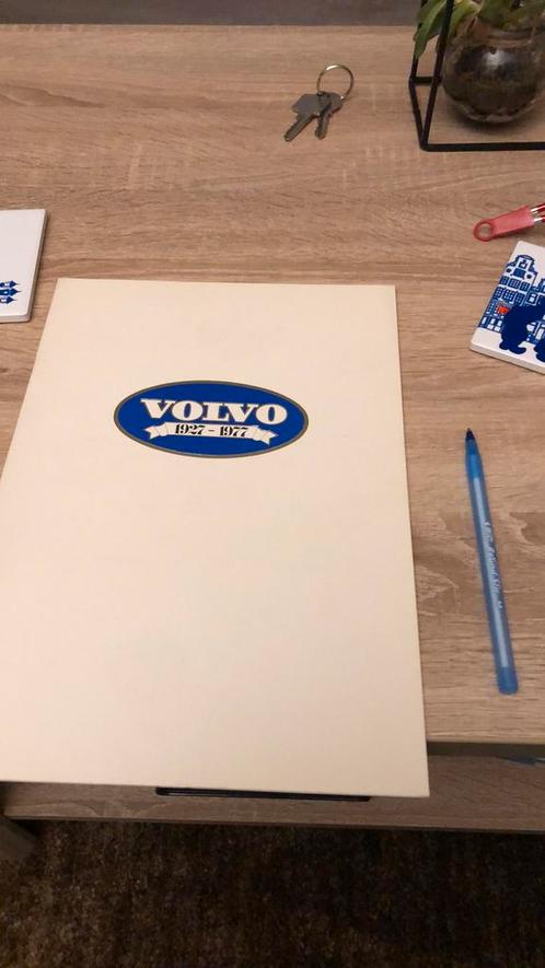 Volvo 1927 - 1977, Boeken, Auto's | Folders en Tijdschriften, Gelezen, Volvo, Ophalen of Verzenden