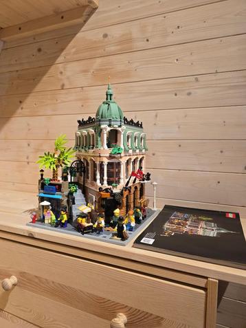 LEGO Modular - 10297 - Boutique Hotel beschikbaar voor biedingen