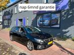 Peugeot 308 SW 1.2 PureTech Blue Lease Executive, Voorwielaandrijving, Stof, Gebruikt, 1199 cc