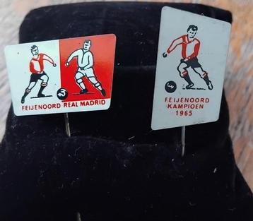 Feijenoord Speldjes -  Voetbal beschikbaar voor biedingen
