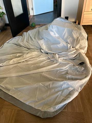 Binnen slaapcabine voortent beschikbaar voor biedingen