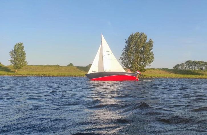 Randmeer Classic, Watersport en Boten, Open zeilboten, Gebruikt, Randmeer, 6 meter of meer, Polyester, Buitenboordmotor, Benzine