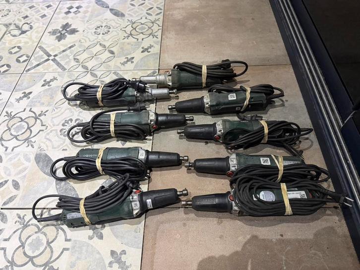 Metabo GEP 710 Plus rechte slijper 2023. Nieuwprijs €370, Doe-het-zelf en Verbouw, Hout en Planken, Gebruikt, Pallet, Overige houtsoorten