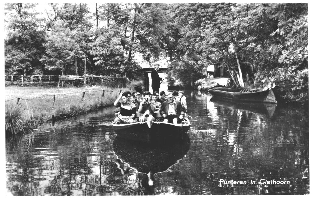 965368 Giethoorn Ov 1969 Punter Gelopen met postzegel, Verzamelen, Ansichtkaarten | Nederland, Gelopen, Overijssel, 1960 tot 1980
