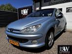 Peugeot 206 1.4-16V Gentry met nieuwe APK!, Voorwielaandrijving, Elektrische ramen, 938 kg, 4 cilinders