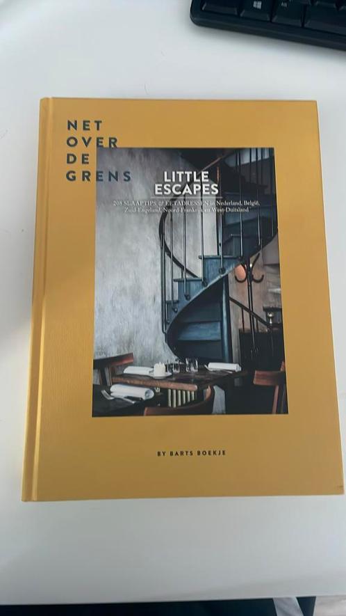 Maartje Diepstraten - Little Escapes net over de grens, Boeken, Reisverhalen, Zo goed als nieuw, Ophalen of Verzenden