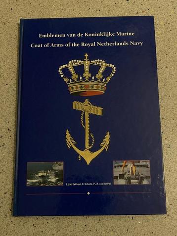 Emblemen van de Koninklijke Marine beschikbaar voor biedingen