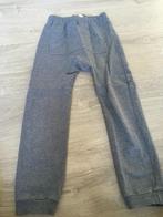 PARROT (jogging) broek grijs baggy nieuwstaat maat 128 WG, Broek, Meisje, PARROT, Ophalen of Verzenden