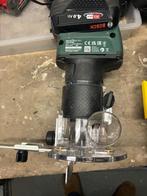 Bosch AdvancedTrimRouter 18V-8, Doe-het-zelf en Verbouw, Gereedschap | Freesmachines, Ophalen, Accu, Zo goed als nieuw, Bovenfrees