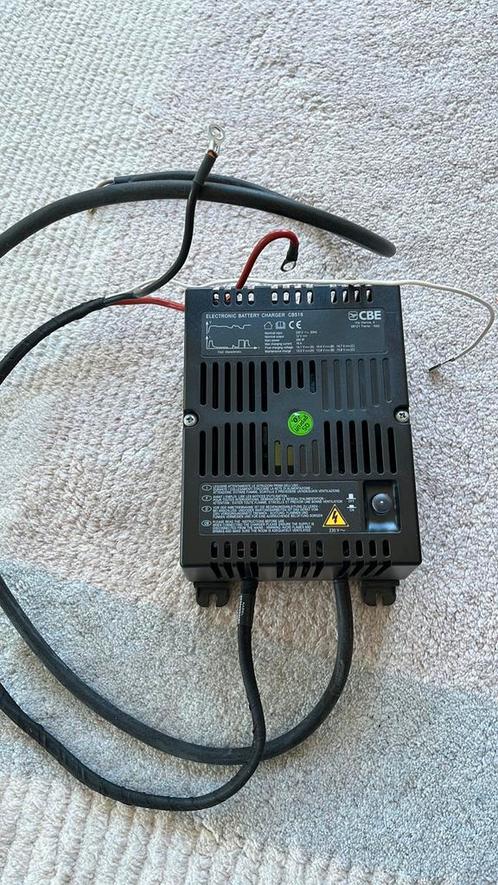 Acculader 16A CB516-3 voor camper bv enz, Auto-onderdelen, Accu's en Toebehoren, Nieuw, Ophalen of Verzenden