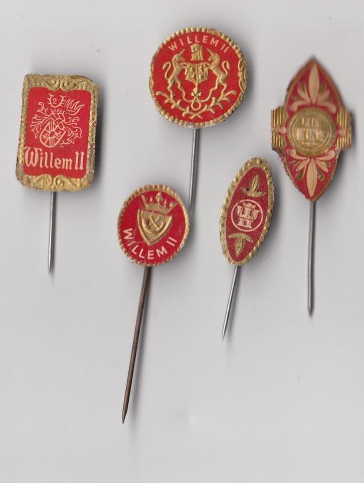Sigaren speldjes Willem II Rood, Verzamelen, Speldjes, Pins en Buttons, Gebruikt, Speldje of Pin, Overige onderwerpen, Ophalen of Verzenden