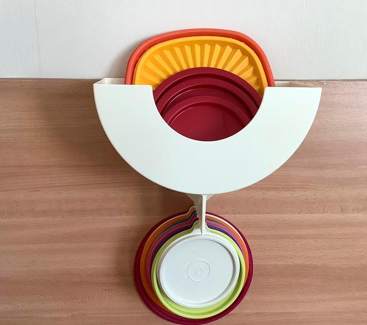 Tupperware 3 x Dekselhouder 1 Rood en 2 Wit €10,00 per stuk., Huis en Inrichting, Keuken | Tupperware, Zo goed als nieuw, Wit