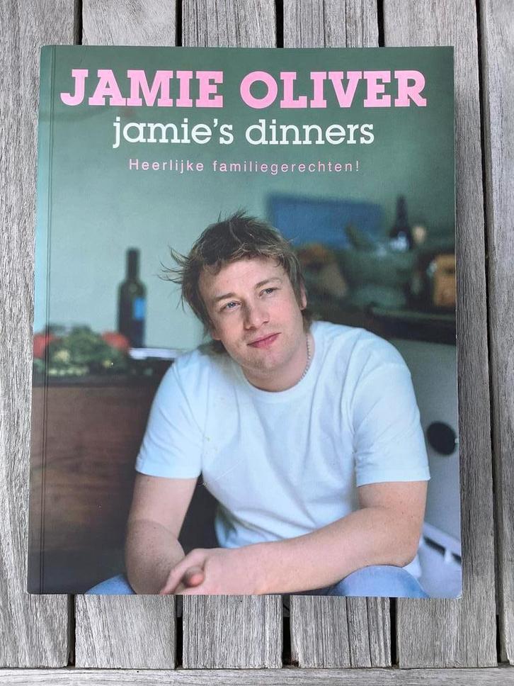 Jamie Oliver - heerlijke familiegerechten - nieuw, Huis en Inrichting, Keuken | Keukenbenodigdheden, Zo goed als nieuw, Ophalen