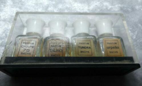 Luxe parfum miniaturen set van Bachs Oudje, Verzamelen, Parfumverzamelingen, Gebruikt, Miniatuur, Gevuld, Ophalen of Verzenden