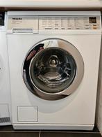 Miele wasmachine 1600 toeren, Ophalen, Gebruikt, Voorlader, 85 tot 90 cm