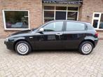 Alfa Romeo 147 1.6 T.Spark Distinctive, Auto's, Voorwielaandrijving, Stof, Gebruikt, Zwart
