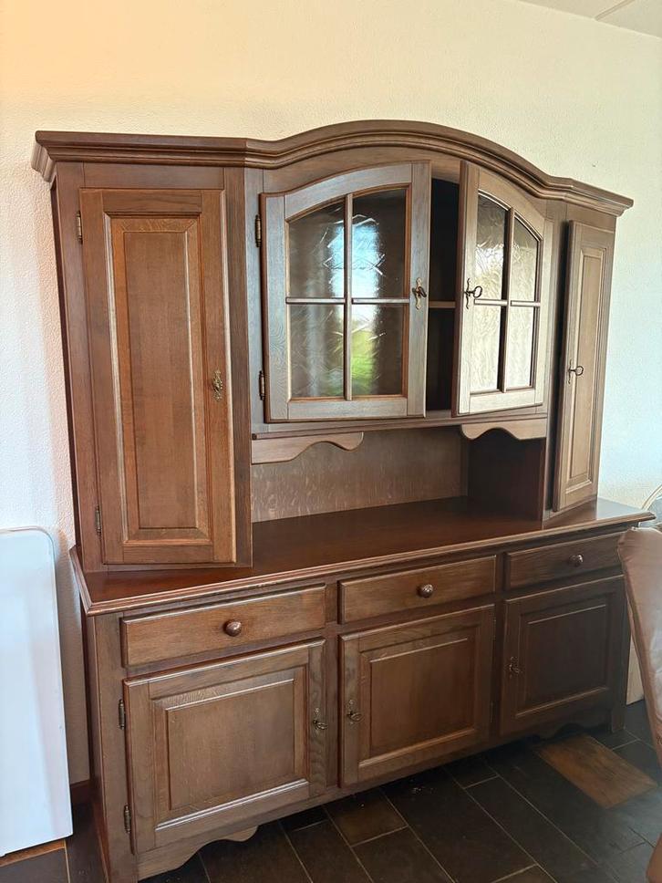Donker Eiken Vitrinekast met Glas, Huis en Inrichting, Kasten | Buffetkasten, Gebruikt, 150 tot 200 cm, 25 tot 50 cm, Met deur(en)