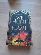 We Hunt the Flame - Hafsah Faizal, Boeken, Ophalen of Verzenden, Zo goed als nieuw
