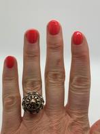 V794 Prachtige zilveren streekdracht ring maat 18,5, Sieraden, Tassen en Uiterlijk, Antieke sieraden, Ophalen of Verzenden, Zilver