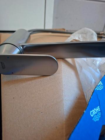 Grohe keuken/ Wastafelkraan Essence Geborsteld Nikkel Nieuw beschikbaar voor biedingen