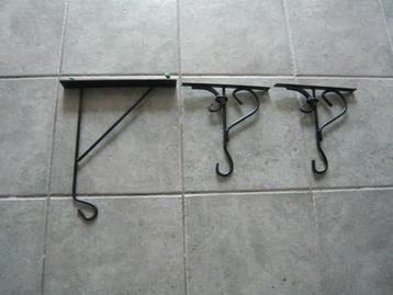 Wandhaak muurhaak hanger voor hangplant of lamp €2 p/stuk beschikbaar voor biedingen