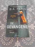 boek b.a. paris - de gevangene, Boeken, Thrillers, Ophalen of Verzenden, Zo goed als nieuw, Nederland