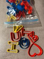 Uitsteek vormpjes letters, Ophalen, Zo goed als nieuw