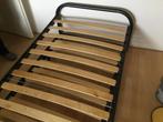 Een persoons bed met onderbed een persoons, Ophalen, 90 cm, Eenpersoons, Zo goed als nieuw