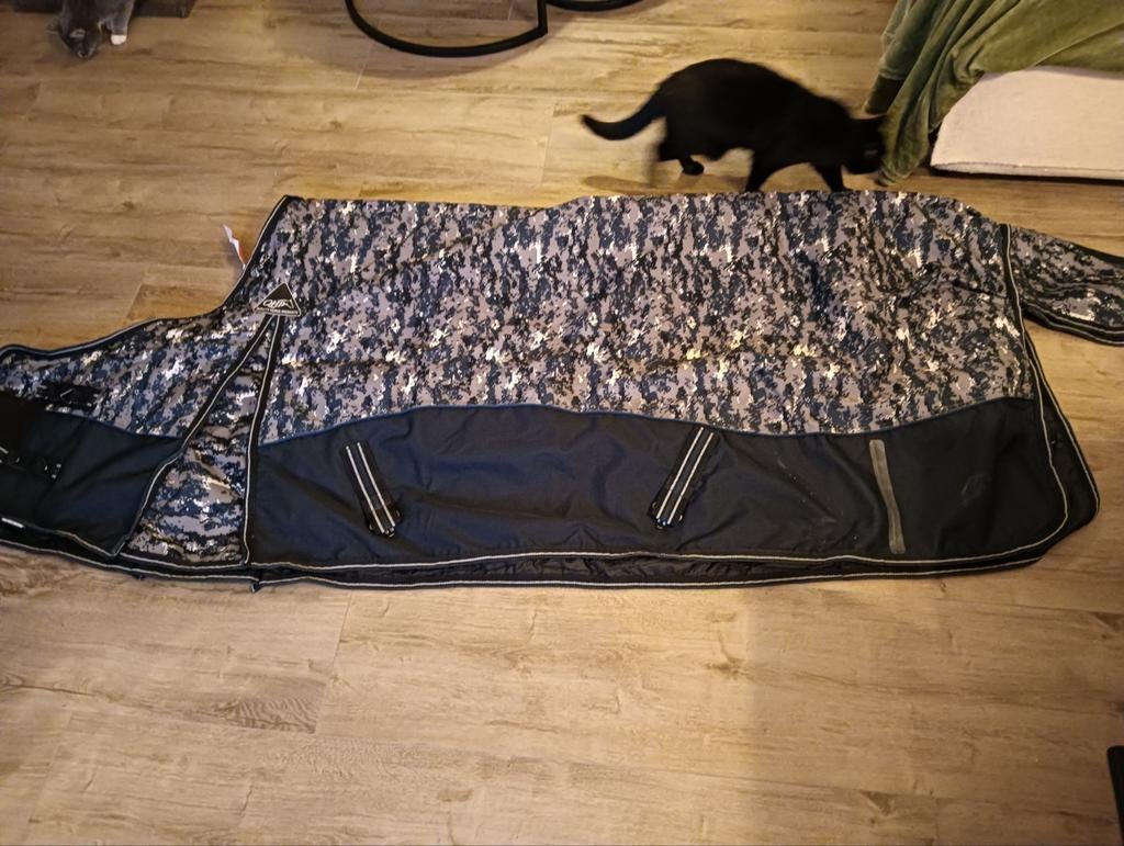 Qhp deken 300 gram (205), Ophalen, Gebruikt