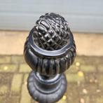 Klassieke paalkop / tuinbeeld dennenappel paal afscheiding, Verzenden, Nieuw, Metaal, Overige typen