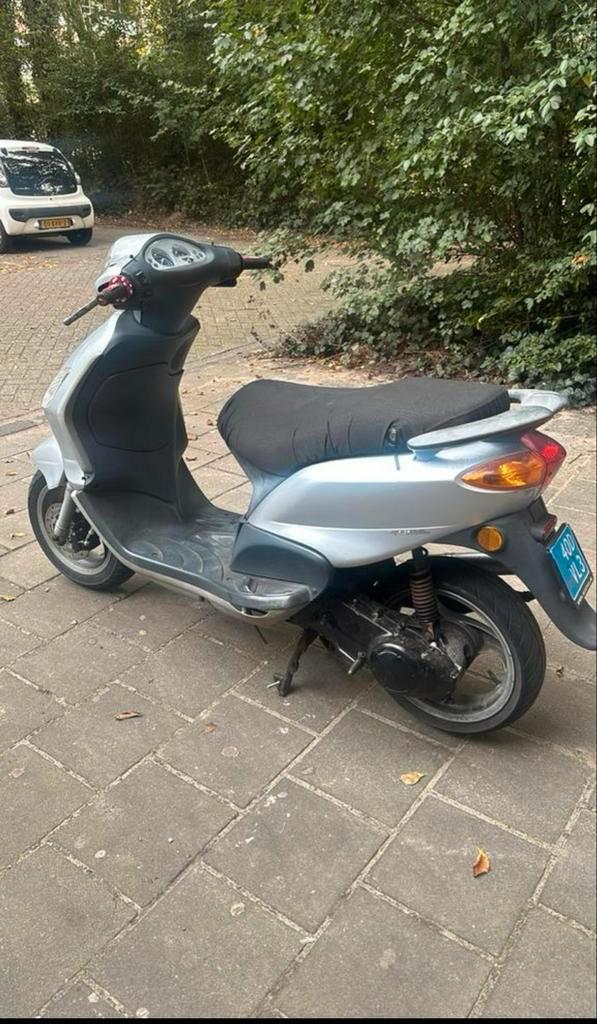 Piaggio Fly 2T 50cc Opknapper/te Ruil, Fietsen en Brommers, Scooters | Yamaha, Gebruikt, Overige modellen, Maximaal 45 km/u, Tweetakt