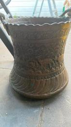 Antieke Bronzen Vaas met Gravures, Antiek en Kunst, Antiek | Koper en Brons, Ophalen of Verzenden, Brons