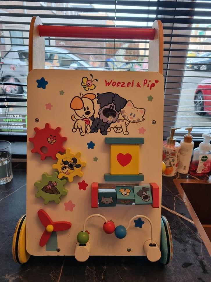 Woezel en Pip Loopwagen - Leerzaam en Leuk!, Kinderen en Baby's, Speelgoed | Buiten | Voertuigen en Loopfietsen, Gebruikt, Ophalen of Verzenden