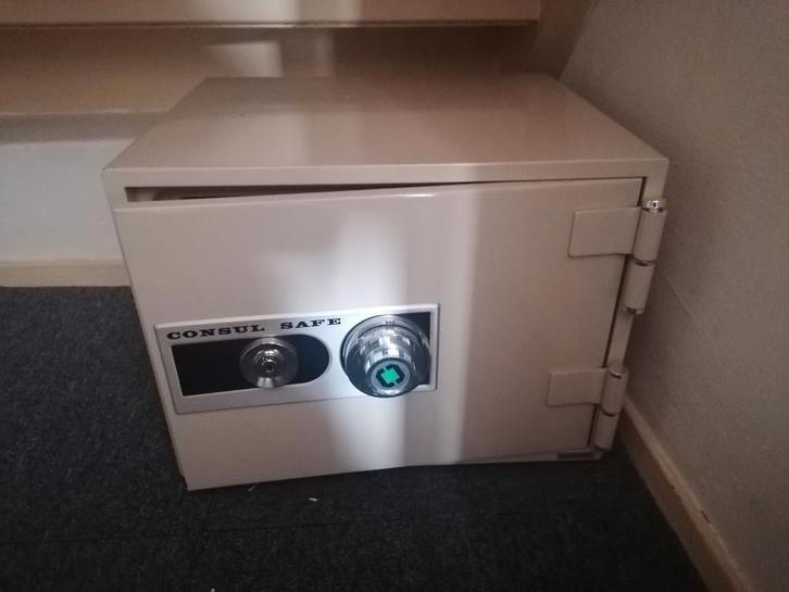 De Raat Consul kluis (Defect slot), Huis en Inrichting, Brandblussers en Brandkasten, Gebruikt, Ophalen