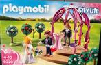 PLAYMOBIL Bruidspaviljoen met bruidspaar - 9229, Kinderen en Baby's, Speelgoed | Playmobil, Ophalen, Zo goed als nieuw, Complete set