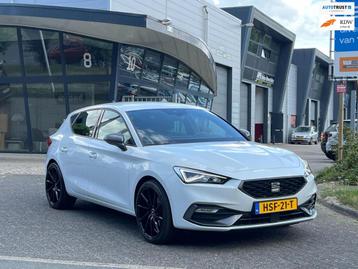 Seat LEON 1.5 eTSI FR DSG-7 LED CARPLAYY VOSSEN beschikbaar voor biedingen