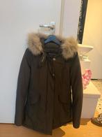 Groene woolrich parka, Kleding | Dames, Ophalen of Verzenden, Zo goed als nieuw, Woolrich, Maat 36 (S)