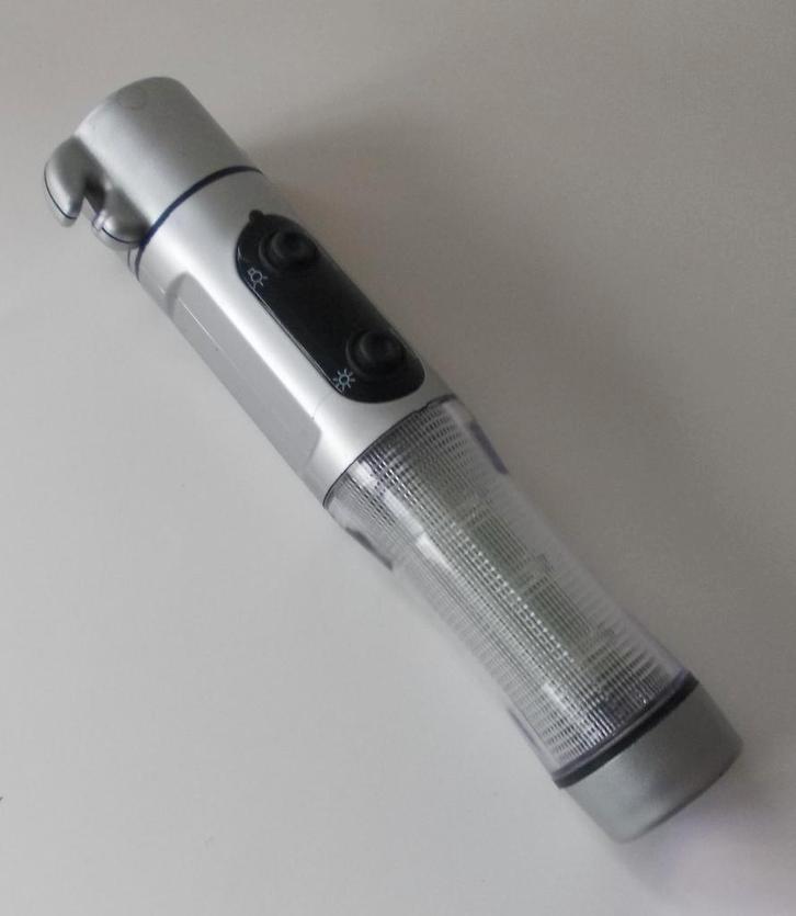 Multi autolamp met diverse functies (nieuw), Auto diversen, Auto-accessoires, Nieuw, Ophalen of Verzenden