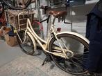 Mooie dames fiets met mand, Ophalen of Verzenden, Zo goed als nieuw